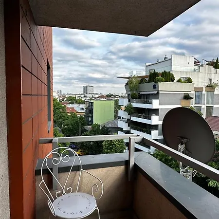 Welcoming In Victoriei Appartement Boekarest
